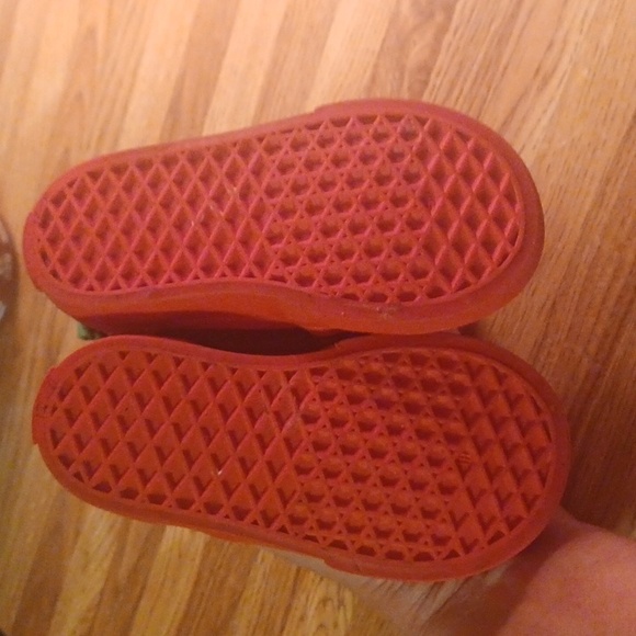 Toddler Vans "Strawberry" Sneakers - Size 5 - Picture 6 of 7